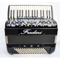 34 toetsen, 96 bassen