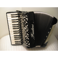 34 toetsen, 96 bassen